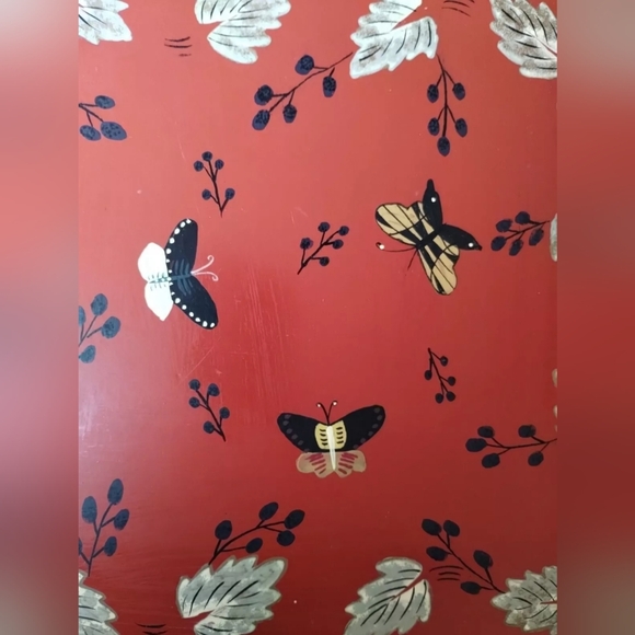 Vintage Hand Painted Butterfly Leaves Red Metal Tray Folk Art Cottagecore SIGNED - Picture 4 of 11